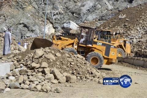 “نزاهة” تحقق في عقود وانهيارات طريق الهدا “الكر”