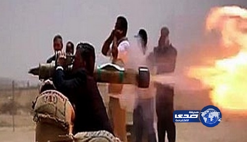 الملك الاردني يظهر وهو يطلق صاروخا من على كتفه