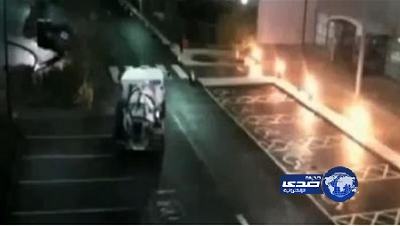 بالفيديو.. «لصوص أغبياء» اقتحموا مبنى ليكتشفوا أنه ليس بنكاً!