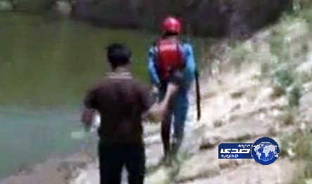 بالفيديو.. ثعبان عملاق وراء غرق الزوجين اليمنيين في مياه سد