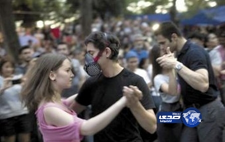 متظاهرو تركيا يواجهون «أردوغان» بالرقص