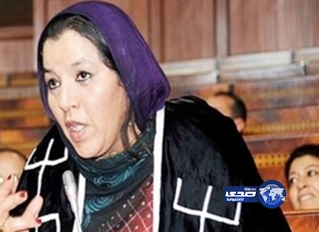 نائبة برلمانية تتحول إلى فنانة