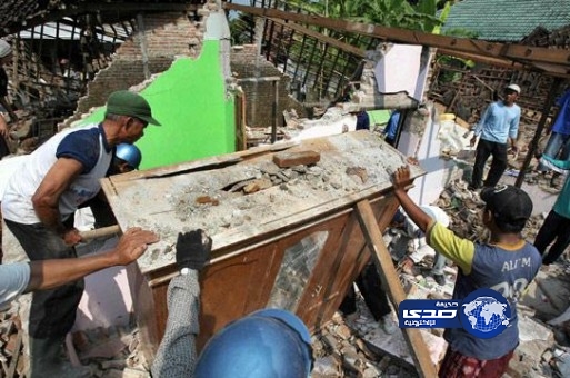 هزة أرضية بقوة 8ر4 درجة تضرب اندونيسيا