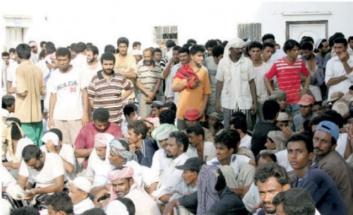 ‏”حقوق الإنسان” تطالب بتمديد مهلة تصحيح أوضاع العمالة