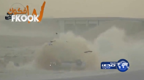 بالفيديو – إصابة 3 شباب في حادث تفحيط فجر اليوم بالرياض