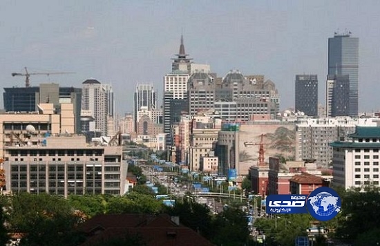 صينية تقتل نفسها وزوجها أثناء ركن سيارتها