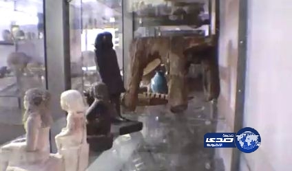 بالفيديو .. تمثال فرعوني يتحرك “من تلقاء نفسه” وجامعة بريطانية تحقق