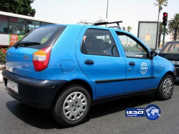 قفزة من نافذة السيارة هرباً من “الاختطاف” .. وإصاباتها بلغيه