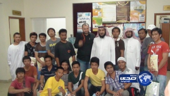 إسلام 14 فلبينياً في المكتب التعاوني بـ”عرعر”