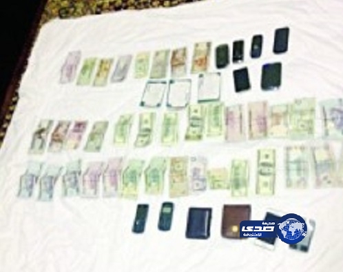 القبض على عصابة نيجيرية تمتهن سرقة الزوار والمعتمرين بمكة