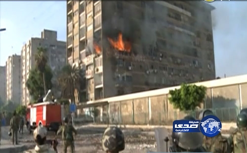 بالفيديو – هجوم أنصار مرسى على قوات الجيش و المواطنين