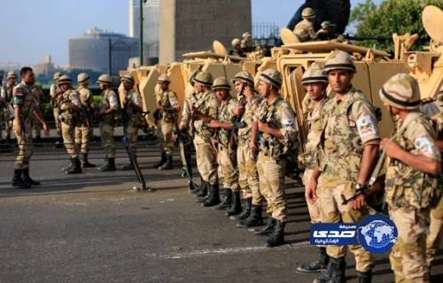 “إيران” تعتبر تدخل الجيش في مصر غير مقبول