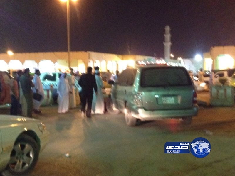 إزالة السيارات التالفة في “صناعية الخليج” شرق الرياض