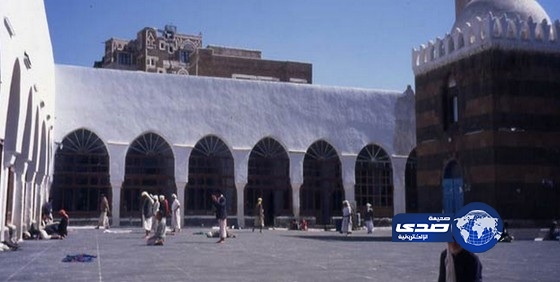 مقتل وإصابة 5 أشخاص أثناء محاولة الحوثيين إيقاف صلاة التراويح بصنعاء