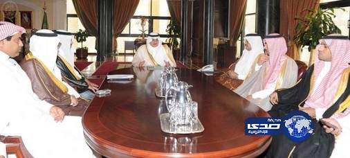 أمير منطقة تبوك يلتقي أعضاء الملتقى الإعلامي بالمنطقة