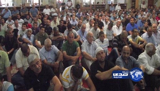 إجبار إمام على النزول من فوق المنبر بعد مهاجمته للجيش المصري بالفيوم