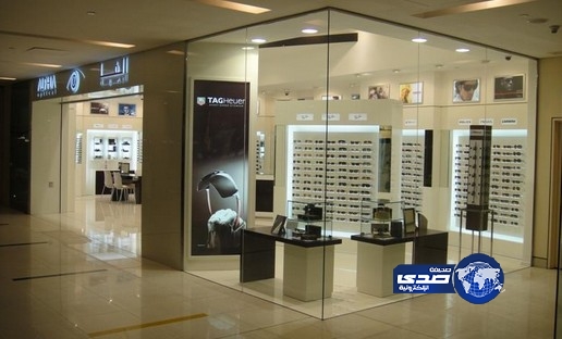 وزارة البلدية.. تشديد الرقابة على بيع العدسات اللاصقة والنظارات خارج المراكز المتخصصة