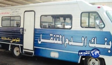 مواطن يحول سيارة متعطلة منذ 25 عاماً إلى بنك متنقل للدم بالطائف