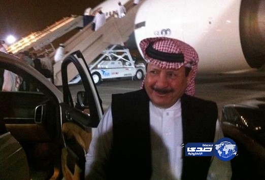 شاعر الوطن يتضامن مع حملة “الراتب ما يكفي الحاجة”