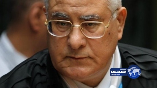 رئيس مصر الانتقالي يعين مستشاراً سياسياً وآخر دستورياً