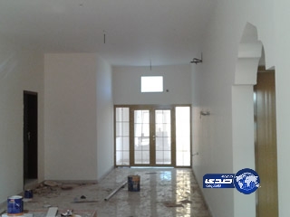 زوجان يحبسان أولادهما الثلاثة في المنزل لأعوام