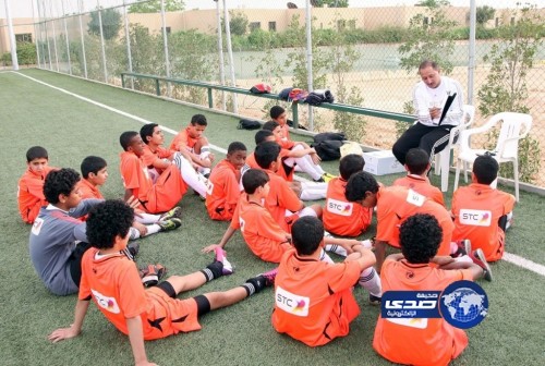 الأكاديمية الدولية تستقبل براعم النصر