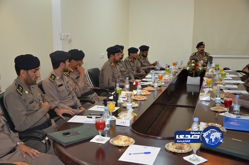 الدفاع المدني بتبوك يناقش خطة عمله خلال شهر رمضان المبارك