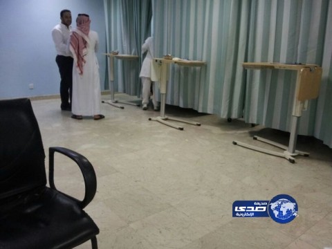 مستشفى حكومي بلا أسره شاغرة والمراجعون يتذمرون