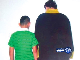 طفل وأمه يعذبان بنت الجيران حتى الموت