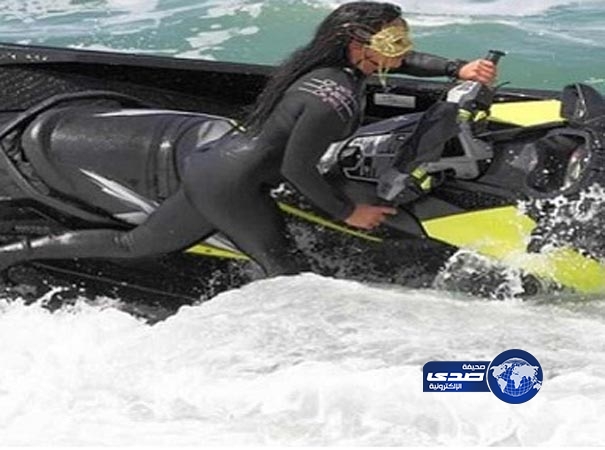 بالصور.. أحلام تضع صورة لشريهان وفيروز.. وتقود الـ “جيت سكي”