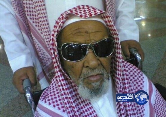 أقدم مؤذن بالمملكة يستقيل بعد 80 عاماً من الأذان