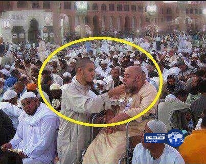 وَبِالْوَالِدَيْنِ إِحْسَانًا