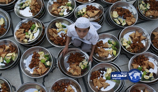 توزيع إفطار صائم بالهند