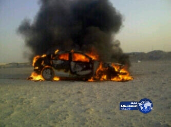 مفحطون بسيارة مسروقة احرقوها بعد تعرضهم لحادث