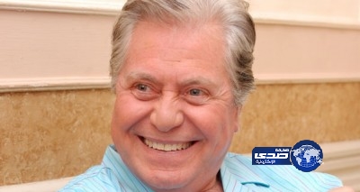 حسين فهمي لمرسي: علمتمونا الكره والعنف والحقد