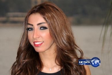 إنتقادات جارحة لدنيا بطمة بعد خطوبتها من الرجل المتزوج.. ودنيا تردّ