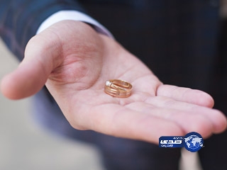 ثري يعرض 64 مليون دولار لمن يتزوج ابنته