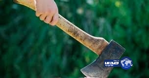 شاب يهشم رأس والده بساطور من أجل فتاة