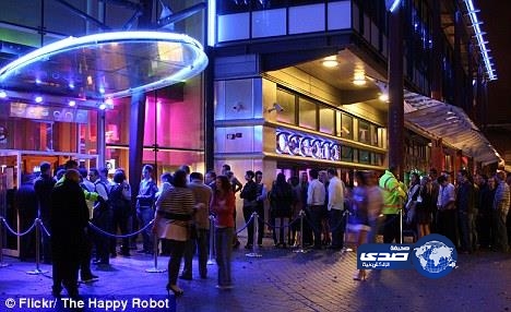 السجن 6 أشهر لـ”سعودي” بـ”بريطانيا” بتهمة التحرش