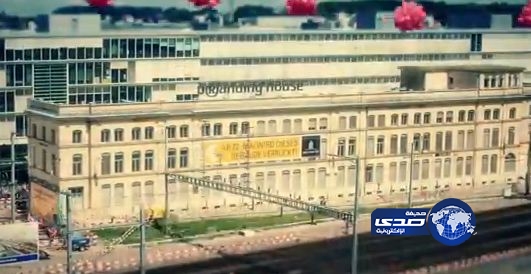 بالفيديو.. بناء على طلب الجمهور .. نقل مبنى بأكمله خلال 19 ساعة في مقطع مدهش