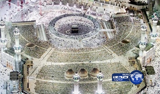 50 كاميرا تنقل مشهد ختم القرآن إلى فضاءات العالم