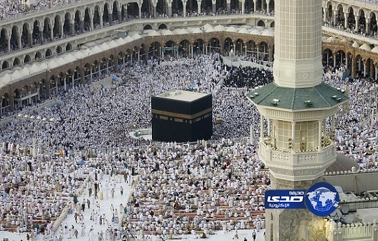 أكثر من مليوني مصل يؤدون صلاة العشاء والتراويح بالمسجد الحرام