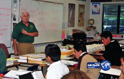 بريطانيا تواجه نقصًا حادًا في معلمي العلوم والرياضيات