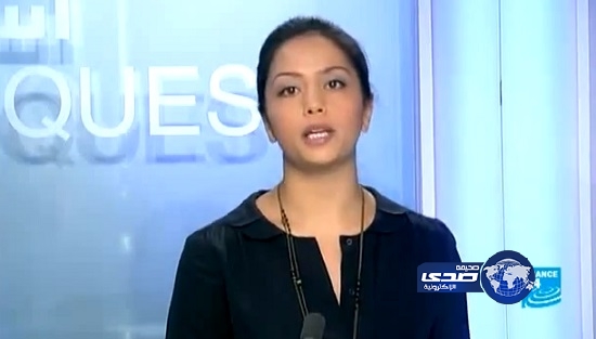 بالفيديو &#8211; مذيعة فرانس 24 تبكي مدينتها طرابلس على الهواء مباشرة