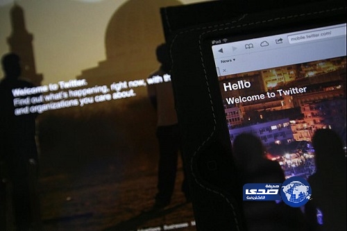 البحرين ترحل معلمة أمريكية نشرت “أخبارًا ملفقة” في تويتر