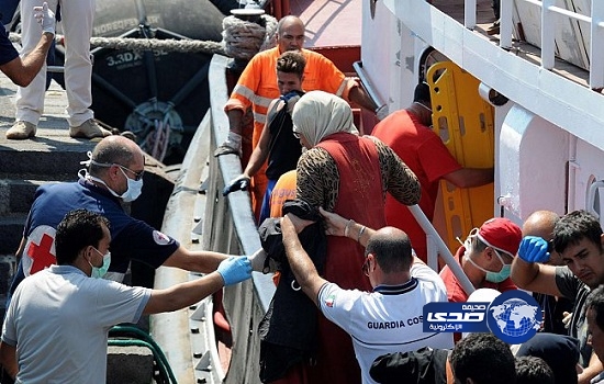 إيطاليا تنقذ 200 مهاجرا في قناة صقلية