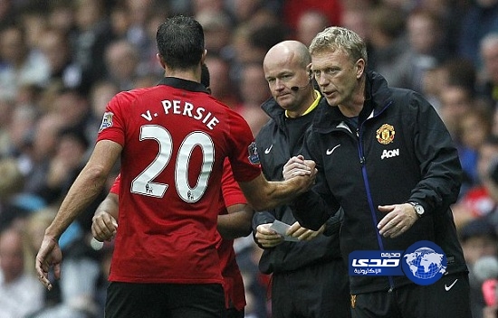 فان بيرسي وويلبيك يقودان مانشستر لاكتساح سوانزي