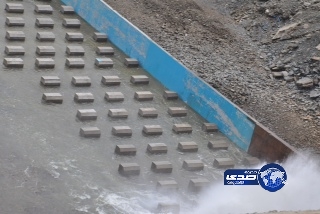 “مياه جازان” تفتح بوابات سد بيش لري الأراضي الزراعية