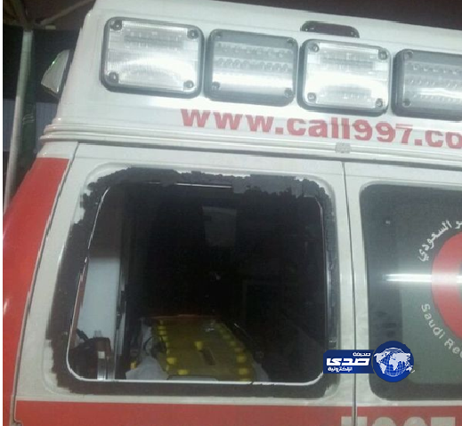 مخمور يحطم زجاج سيارة إسعاف وأجهزتها الطبية بـ “الطائف‎”