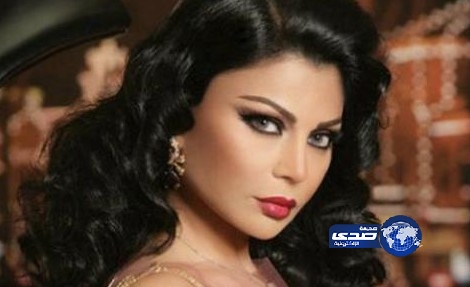 هيفاء وهبي.. لا أعترف يوماً بفكرة العري وحريصة على إبراز أنوثتي!